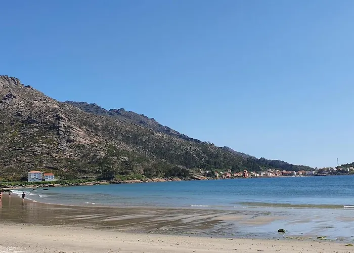 Ezaro Praia * Эсаро