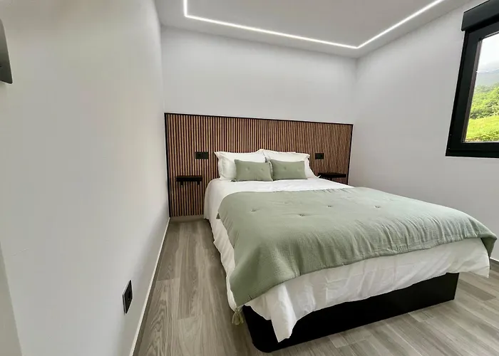 Ezaro Praia * Эсаро