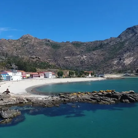 Ezaro Praia بيت للعطل *